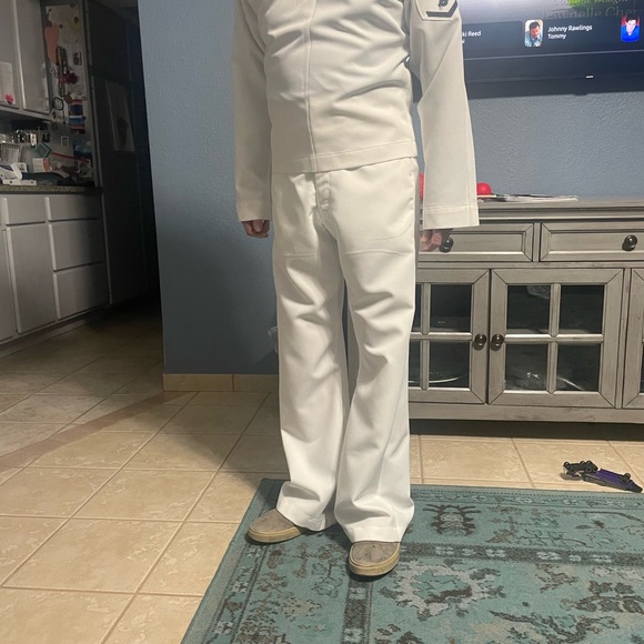 White navy shirt size 38 long and pants. - Picture 12 of 12